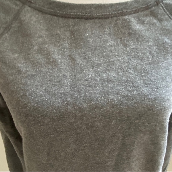 Hollister Grey Hi Lo Silver Sheen Sweatshirt  Sm - Picture 3 of 5